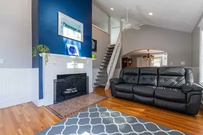 169 Walker #2, Swampscott, MA 01907 - Photo 4
