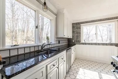 169 Walker #2, Swampscott, MA 01907 - Photo 10