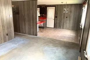 13 Greenhurst Ave, Fitchburg, MA 01420 - Photo 20