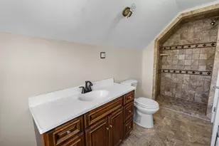 21 Congress St, Amesbury, MA 01913 - Photo 32