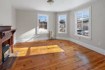 21 Congress St, Amesbury, MA 01913 - Photo 6