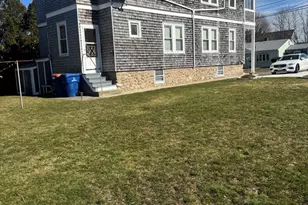 15 Clara St, New Bedford, MA 02744 - Photo 4