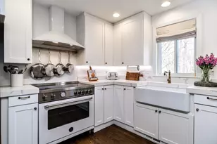 55 Pleasant St, Framingham, MA 01701 - Photo 10