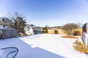 250 Forest St, Medford, MA 02155 - Photo 28