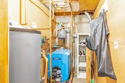 4 Eagle Street, Boston, MA 02132 - Photo 24