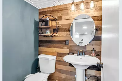 4 Eagle Street, Boston, MA 02132 - Photo 22