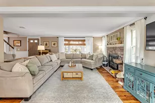 4 Eagle St, Boston, MA 02132 - Photo 8