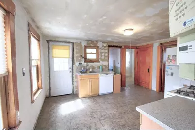 40 Marshall Rd, Fitchburg, MA 01420 - Photo 6