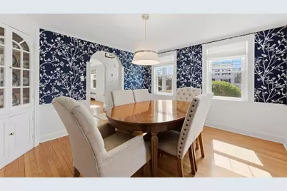 25 Wakefield St, Reading, MA 01867 - Photo 10