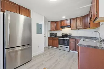 425 West Elm St #7, Brockton, MA 02301 - Photo 8