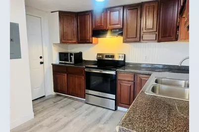 425 West Elm St #7, Brockton, MA 02301 - Photo 6