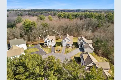 16 Fieldstone Dr #16, Raynham, MA 02767 - Photo 4