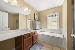 16 Fieldstone Dr, Raynham, MA 02767 - Photo 28