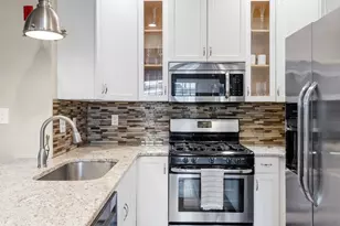 81 Broadway, Chelsea, MA 02150 - Photo 16