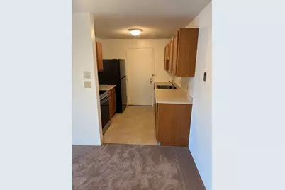 9 Village Hill Lane #19, Natick, MA 01760 - Photo 2