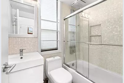 18 Bay Street #4, Cambridge, MA 02139 - Photo 14