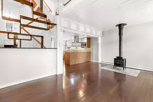 18 Bay St, Cambridge, MA 02139 - Photo 10