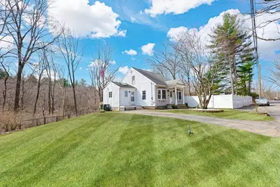 415 Pond St, Uxbridge, MA 01569 - Photo 4