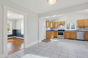 415 Pond St, Uxbridge, MA 01569 - Photo 8