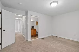 12 Whispering Pine Cir, Worcester, MA 01606 - Photo 14