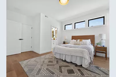 14 Hamlet #B, Somerville, MA 02143 - Photo 10