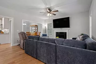 85 East St, Uxbridge, MA 01569 - Photo 4