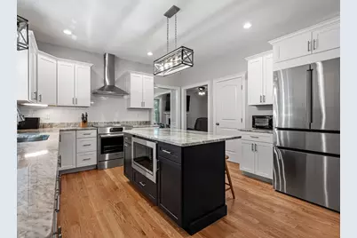 85 East St, Uxbridge, MA 01569 - Photo 2