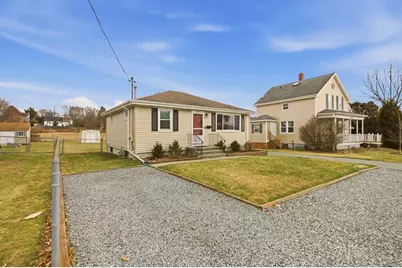 960 Lees River, Somerset, MA 02726 - Photo 2