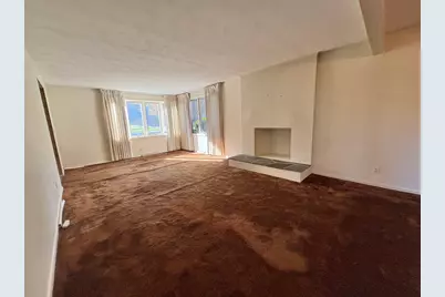 121 West Meadowview Road, Holyoke, MA 01040 - Photo 6