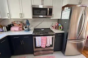 8 Wyman Ave, Salem, MA 01970 - Photo 4