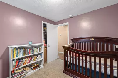 173 Lakeview Ave, East Brookfield, MA 01515 - Photo 8