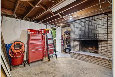 173 Lakeview Ave, East Brookfield, MA 01515 - Photo 16