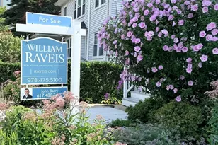 18 Chandler St, Arlington, MA 02474 - Photo 2