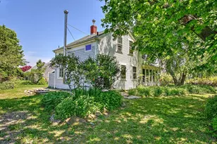 408 Hixbridge Rd, Westport, MA 02790 - Photo 4