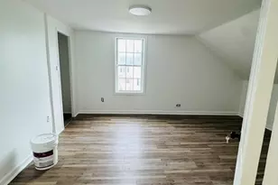 44 Spring St, Agawam, MA 01001 - Photo 8