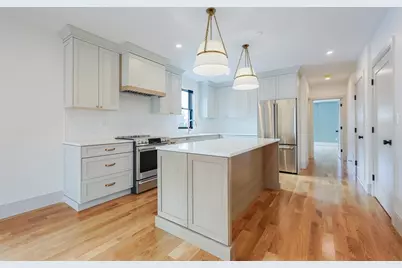 68 Rowe St #4, Boston, MA 02131 - Photo 4