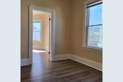 98 County St #B-2N, Fall River, MA 02744 - Photo 8