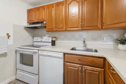 100 Park Terrace Dr #106, Stoneham, MA 02180 - Photo 18