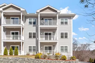 3213 Briarwood Village, Clinton, MA 01510 - Photo 2