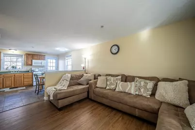 1017 Middlesex St #5, Lowell, MA 01851 - Photo 10