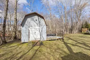 17 Davis Ave, Attleboro, MA 02703 - Photo 24