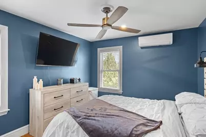 17 Davis Ave, Attleboro, MA 02703 - Photo 12