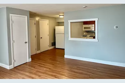 225 Danforth Street #3L, Fall River, MA 02720 - Photo 4