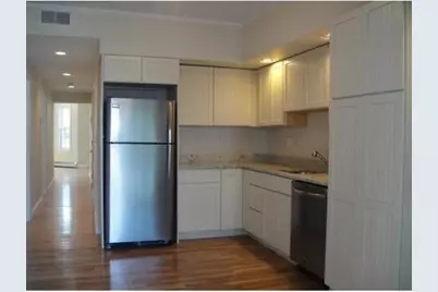 186 L St #2, Boston, MA 02127 - Photo 2