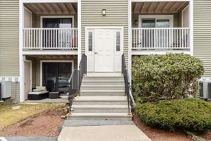 3 Bridgeview Cir, Tyngsborough, MA 01879 - Photo 2