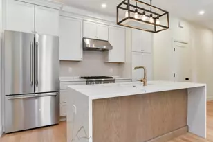 36 McKone St, Boston, MA 02122 - Photo 6