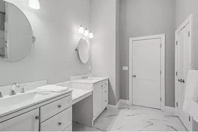 10 Congress Street #302, Amesbury, MA 01913 - Photo 8