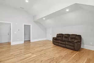 10 Congress St, Amesbury, MA 01913 - Photo 16