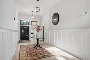 10 Congress St, Amesbury, MA 01913 - Photo 2