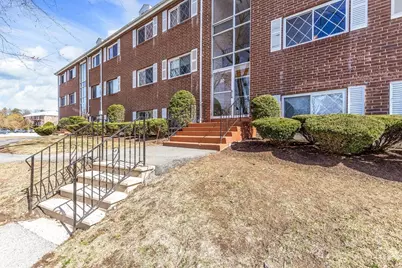 30 Fernview Ave #4, North Andover, MA 01845 - Photo 2